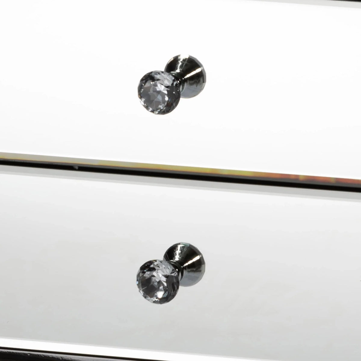 Baxton Studio Pauline Mirrored 3-Drawer End Table